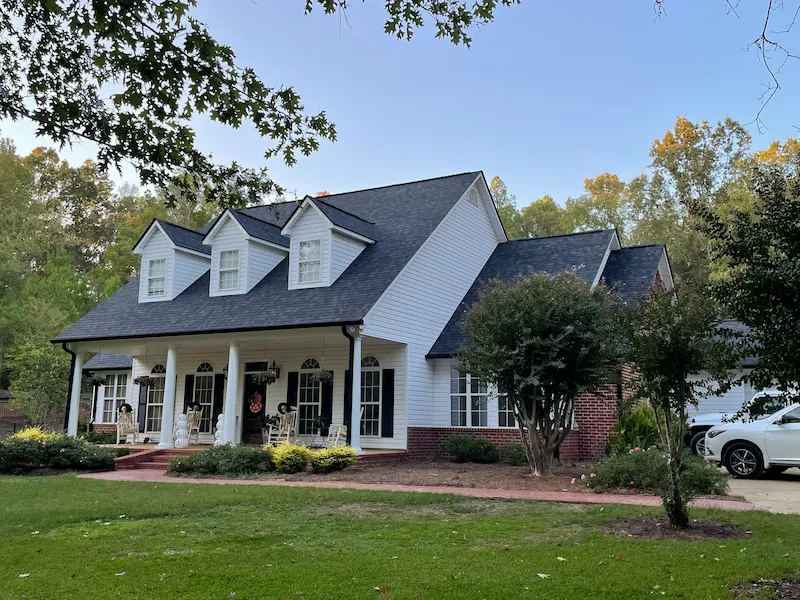 New roof and gutters installed by Scott Roofing in Brandon, Mississippi